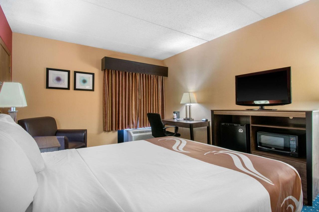 Quality Inn Carlisle Pa Buitenkant foto